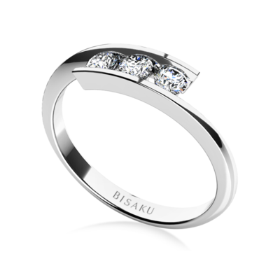 Engagement ring white gold Selene