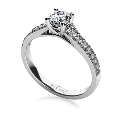 Engagement ring white gold Saorise