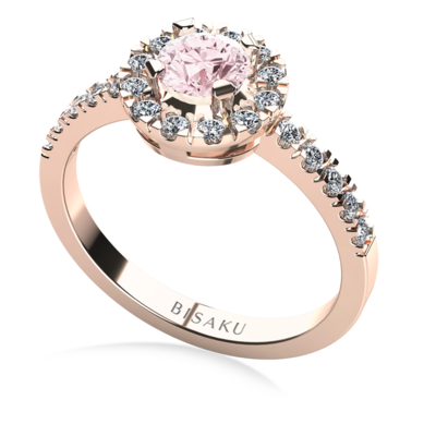 Engagement ring rose gold MylaPink