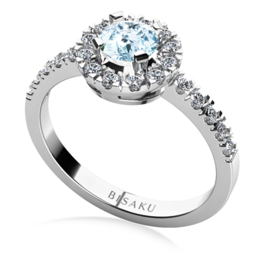 Engagement ring white gold MylaBlue