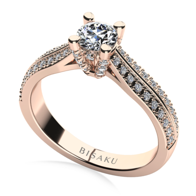 Engagement ring rose gold Hazel
